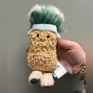 NWT Jellycat Amuseables Peanut 'Après Ski'